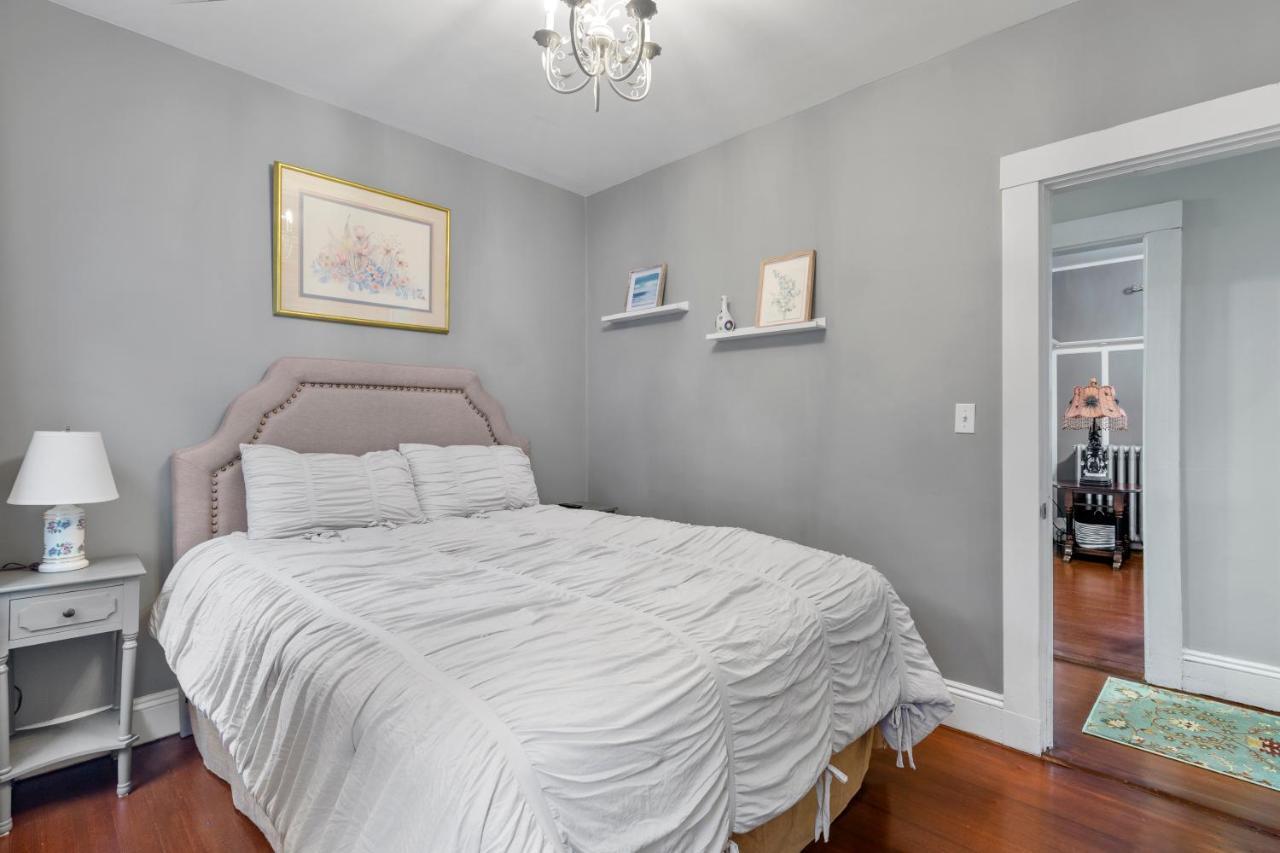 Bright & Spacious 2Br Apartment, Mins From Downtown Boston, Parking Exterior foto