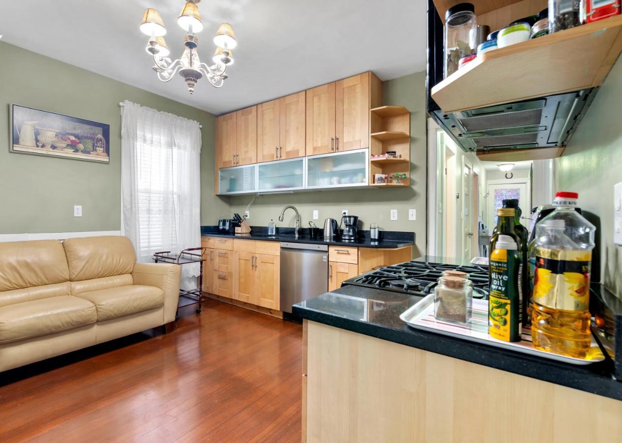 Bright & Spacious 2Br Apartment, Mins From Downtown Boston, Parking Exterior foto