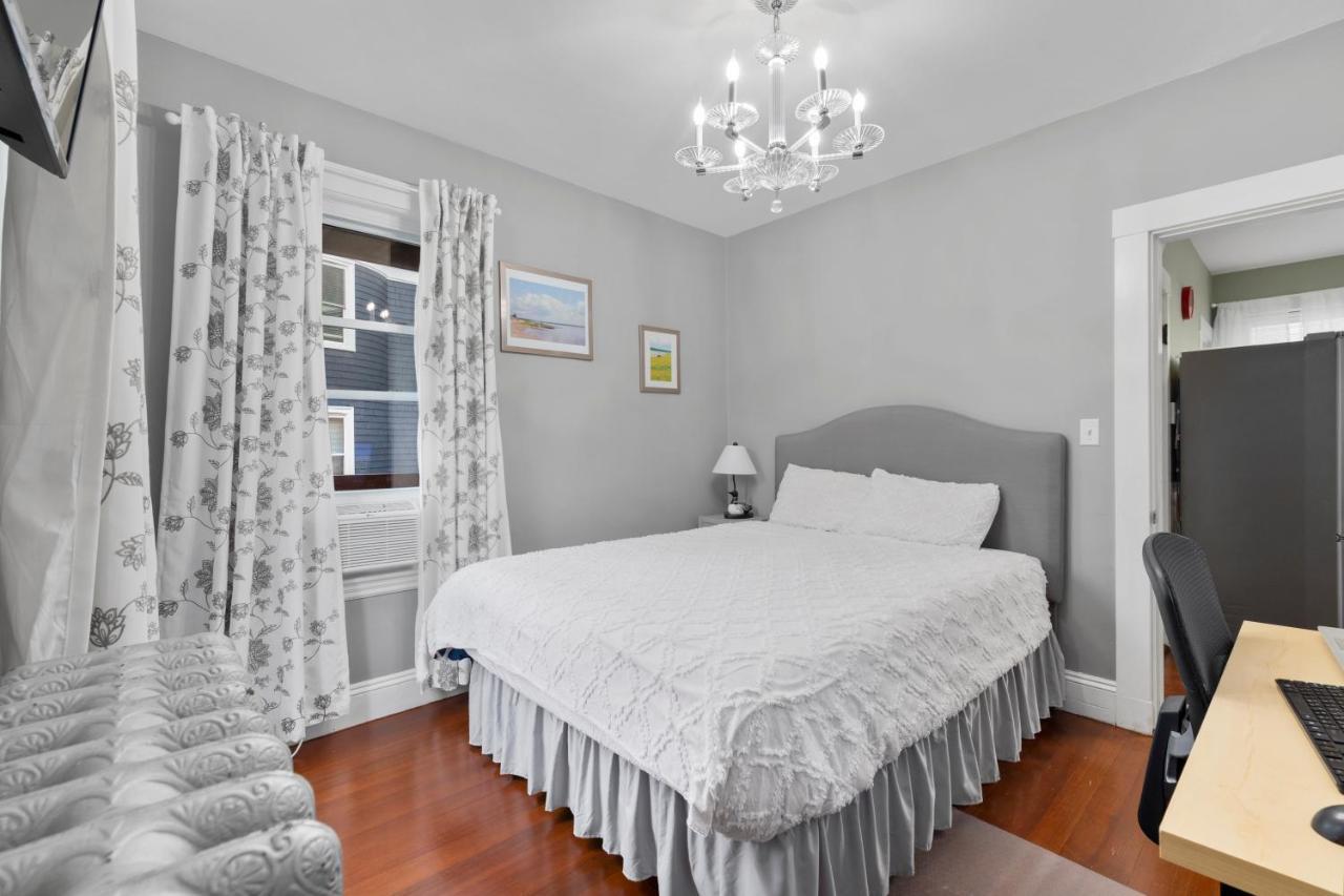 Bright & Spacious 2Br Apartment, Mins From Downtown Boston, Parking Exterior foto