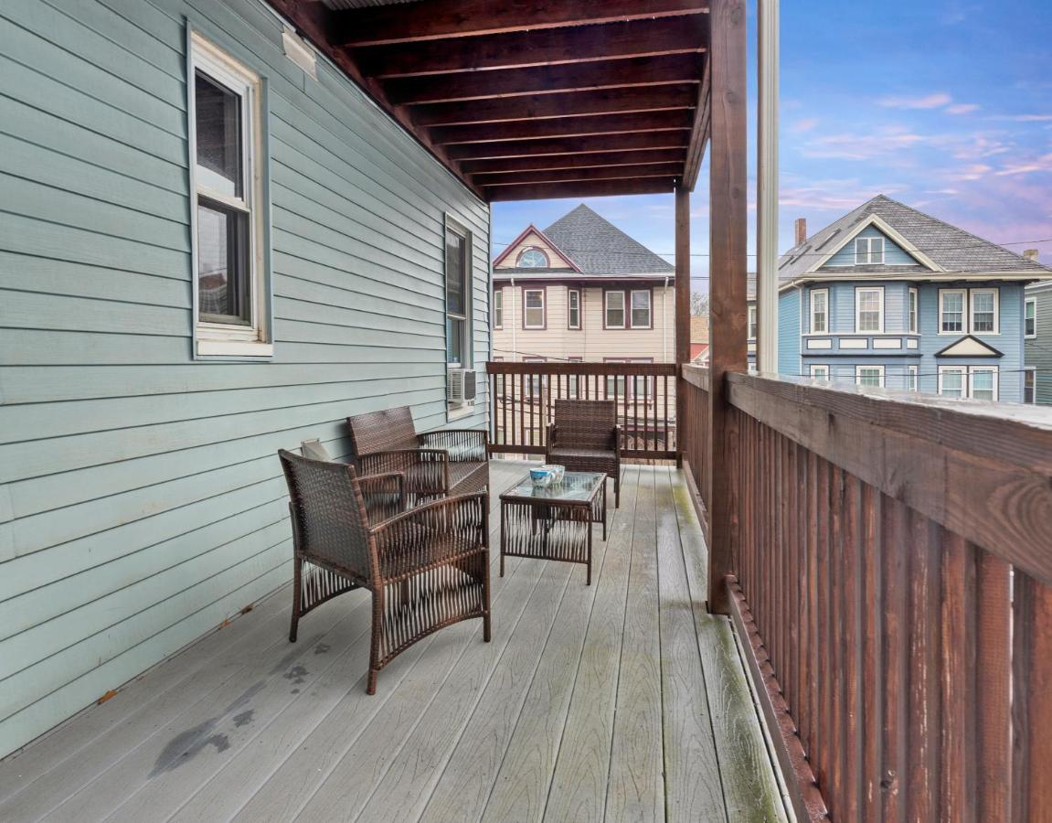 Bright & Spacious 2Br Apartment, Mins From Downtown Boston, Parking Exterior foto
