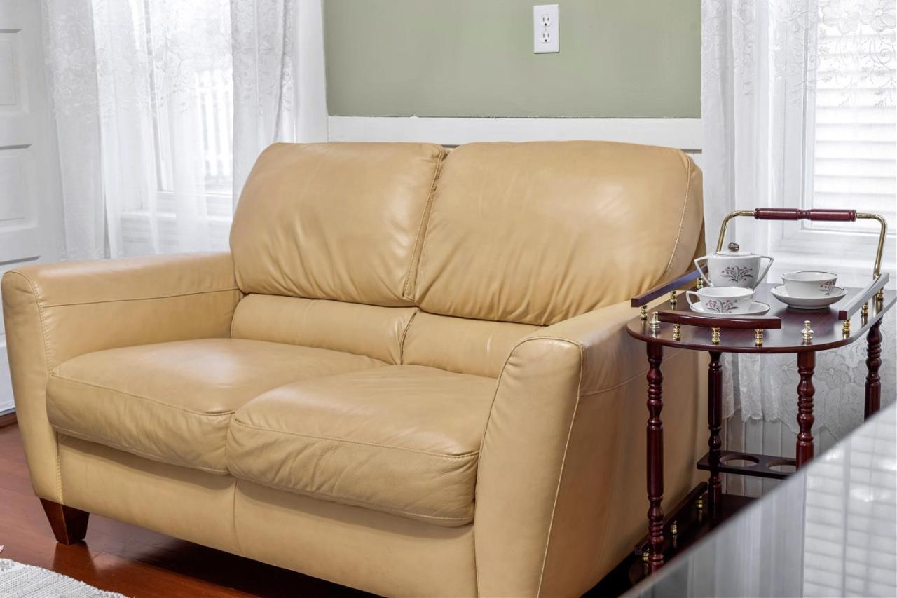 Bright & Spacious 2Br Apartment, Mins From Downtown Boston, Parking Exterior foto