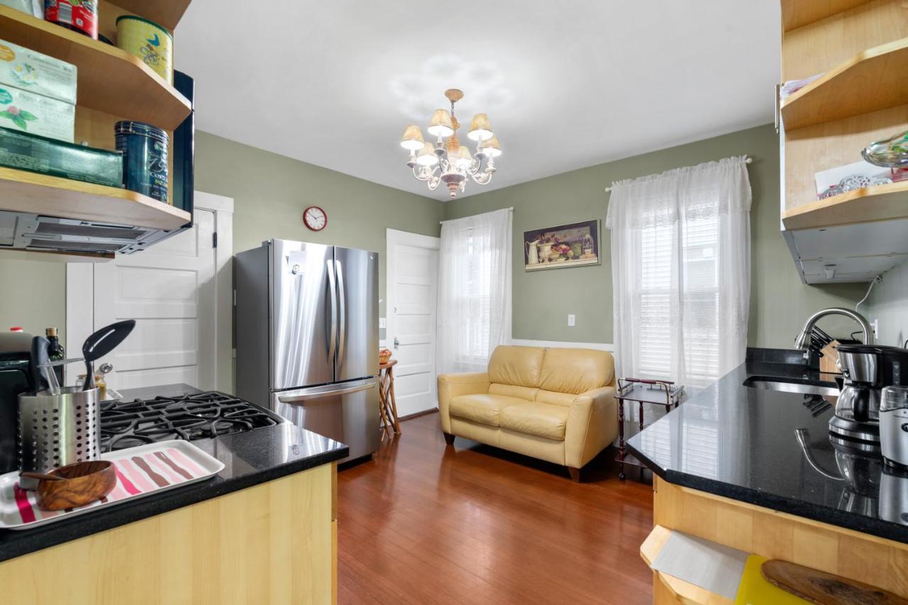 Bright & Spacious 2Br Apartment, Mins From Downtown Boston, Parking Exterior foto